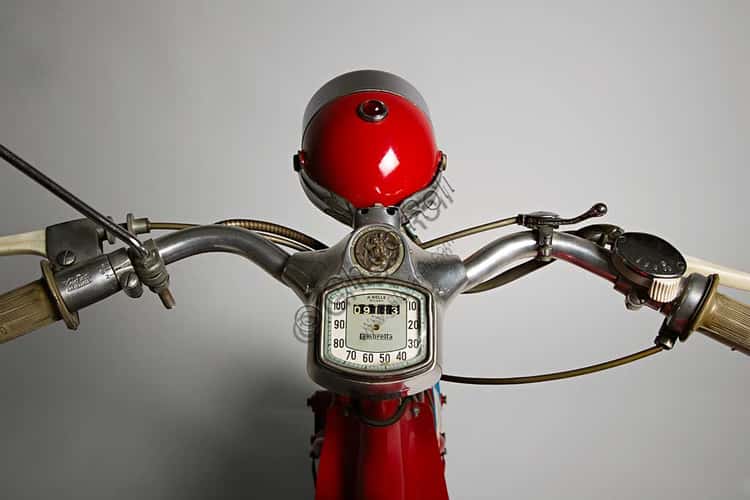 Lambretta D Sport 1954: Motore Due Tempi e Storia Sportiva