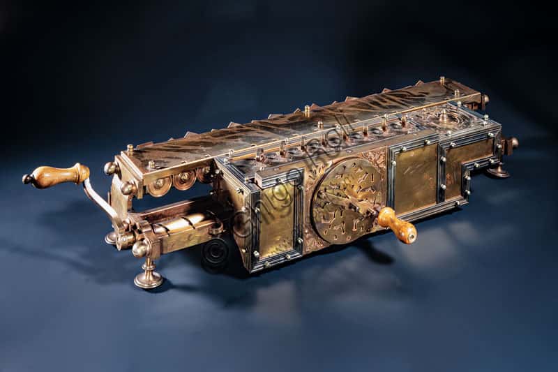 Leibniz's Arithmetic Machine at Leonardo da Vinci Science Museum