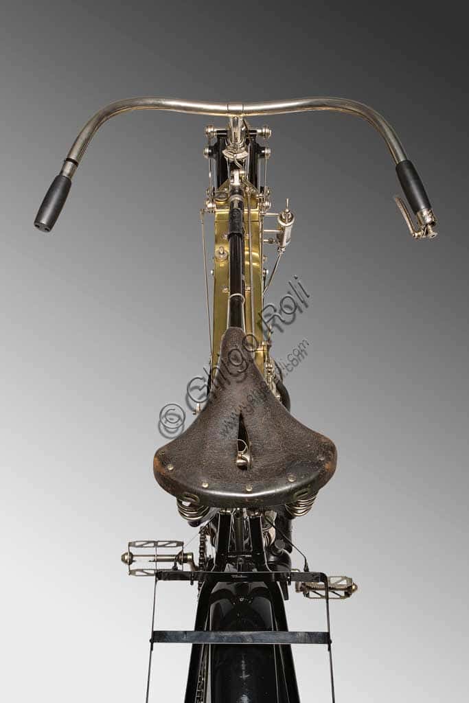 1905 FN Four Cylinder Motorcycle: Antique Belgian Engineering