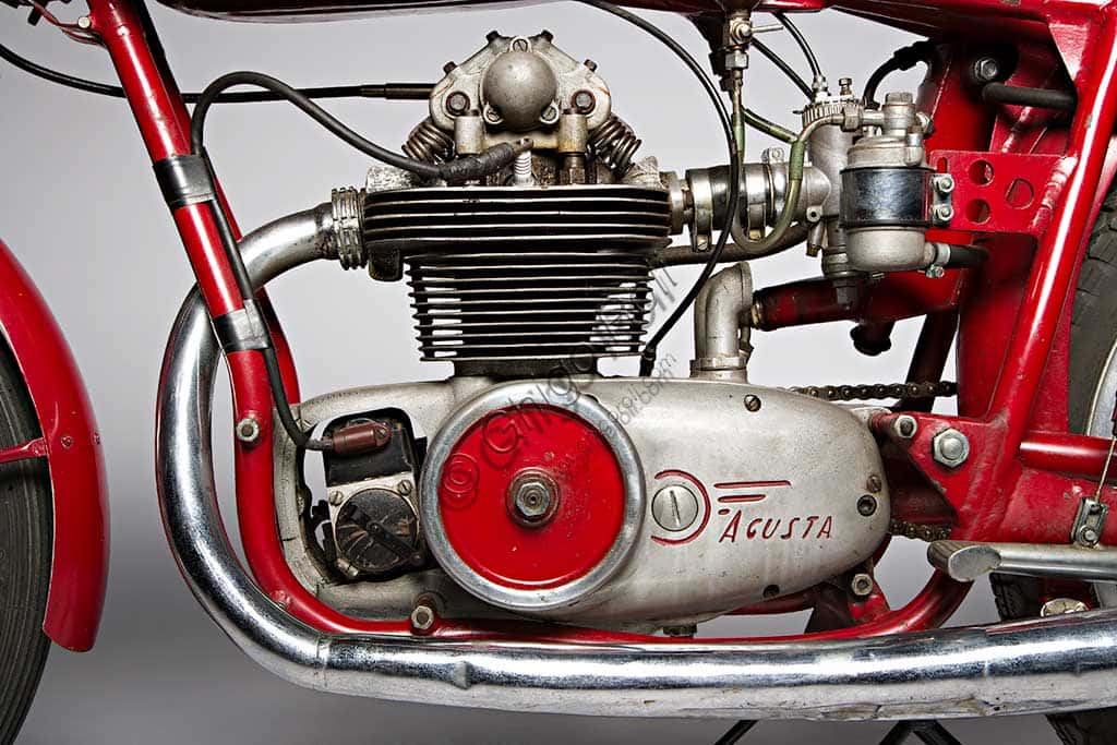 MV Agusta 125 Monoalbero Corsa (1954): Vintage Racing Motorcycle Analysis