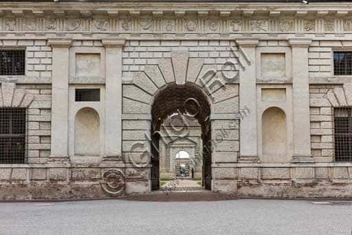 Main Entrance Portal of Palazzo Te in Mantua: Giulio Romano's Architecture