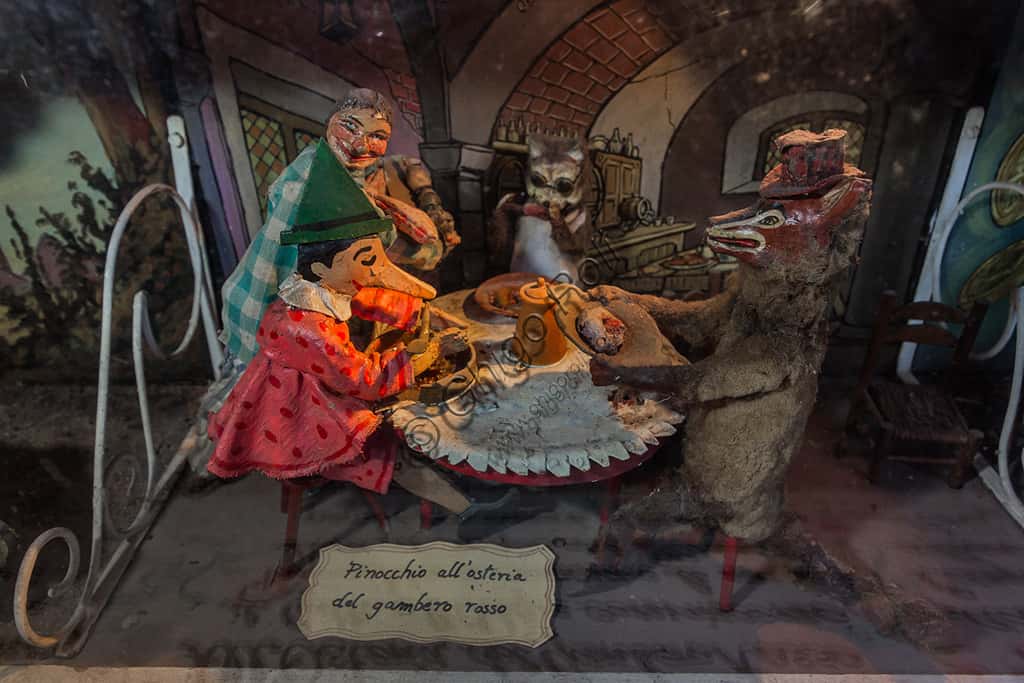 Mechanical Theatre Scene: Pinocchio with the Fox and the Cat