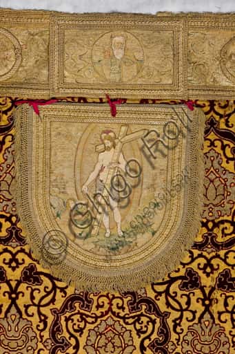 The Doria Cope: Crimson Velvet and Gold Threads at Genoa's Diocesan Museum