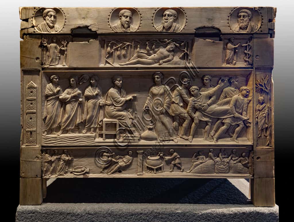 Brescia's Lipsanoteca: 4th-Century Ivory Reliquary at Santa Giulia Museum