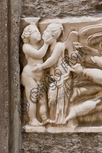 Roman Sarcophagus in Genoa: Front with Clypeus and Cupid & Psyche