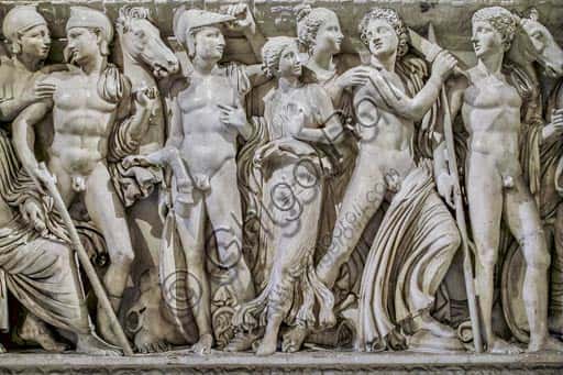Sarcofago con scene della vita di Achille: scultura romana del III secolo