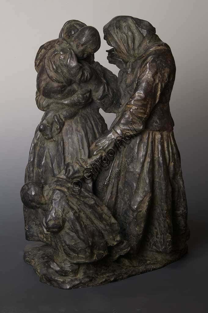 Bronze Sculpture 'Women Gossiping' by Giuseppe Graziosi