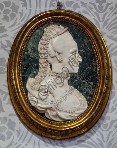 Sculpture 'Maria Antonia di Savoia' by G.B. Bernero at the Masone Labyrinth