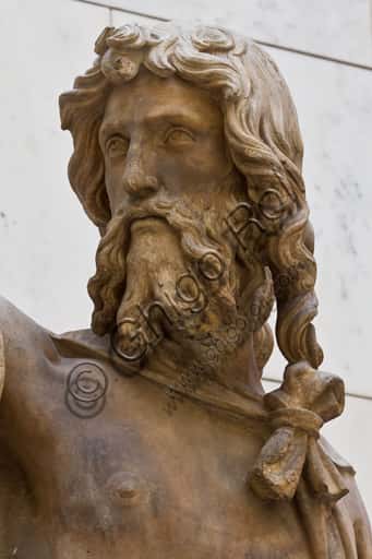 Scultura del Battesimo di Cristo: San Giovanni Battista di Sansovino e Danti