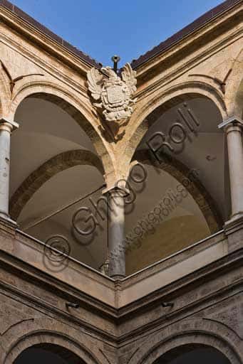Borbone Emblem in Palermo: The Eagle in Maqueda Courtyard