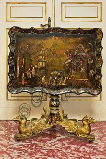 Tavolino da thè della Sala Cinese a Palazzo dei Normanni, Palermo