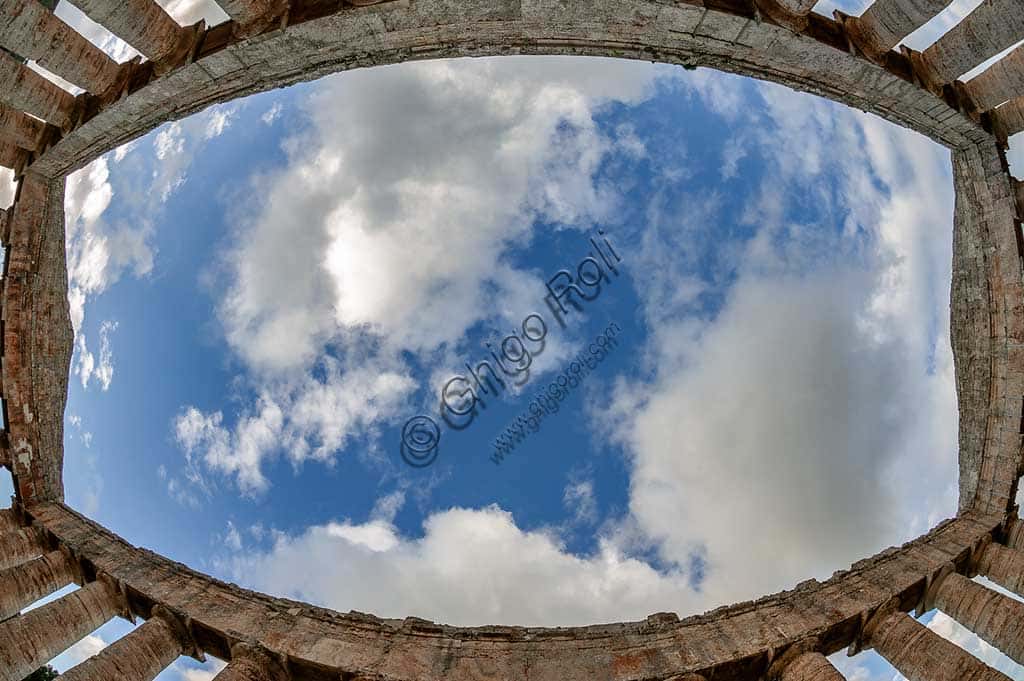 The Doric Temple of Segesta: Architecture in the Archaeological Park