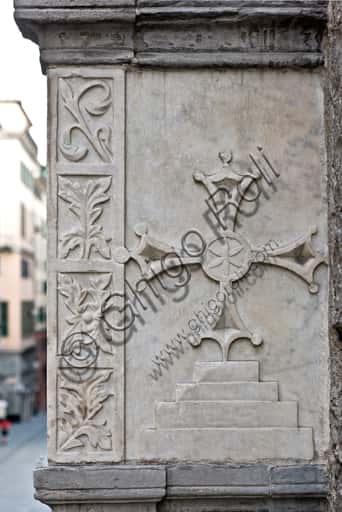 Antonio Grimaldi Wall Tomb in Genoa Cathedral: Heraldic Coat of Arms Study