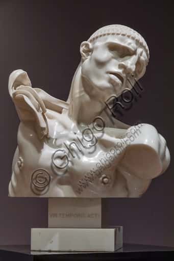 Vir Temporis Acti by Adolfo Wildt: Marble Sculpture at the Masone Labyrinth