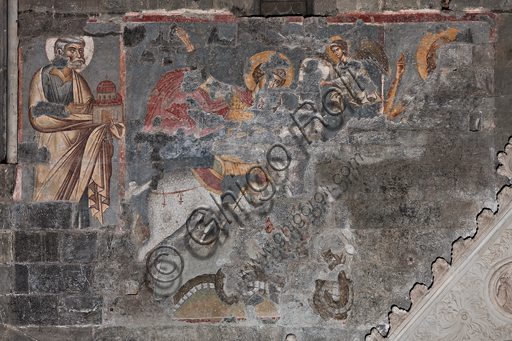 Affreschi frammentari del 1300 con San Pietro e San Giorgio a cavallo, Duomo di Genova