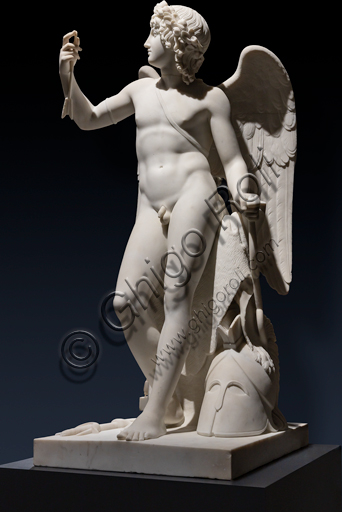 Scultura in marmo bianco Amore Trionfante di Bertel Thorvaldsen, dettaglio del Cupido