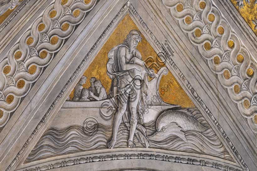 Dettaglio del finto bassorililievo di Arione che incanta il delfino, volta della Camera Picta di Andrea Mantegna, Palazzo Ducale Mantova