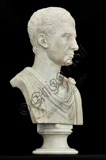 Busto in marmo di Francesco IV d'Este scolpito da Giuseppe Pisani, scultura ritrattistica ottocentesca