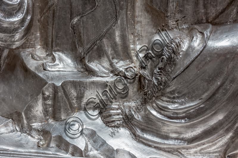 Dettaglio formella Cristo riceve messi San Giovanni, Altare d'Argento, Museo Opera Duomo Firenze