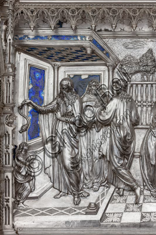 Particolare della formella Annuncio a Zaccaria, Bernardo Cennini, Museo dell'Opera del Duomo Firenze
