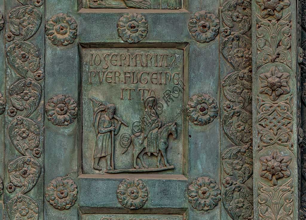 Dettaglio formella bronzo Fuga in Egitto, Porta Bonanno Pisano, Duomo Monreale Palermo