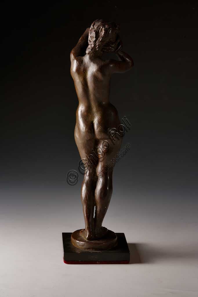 Scultura in bronzo Nudo di donna dell'artista moderno italiano Ivo Soli, Collezione Assicoop-Unipol