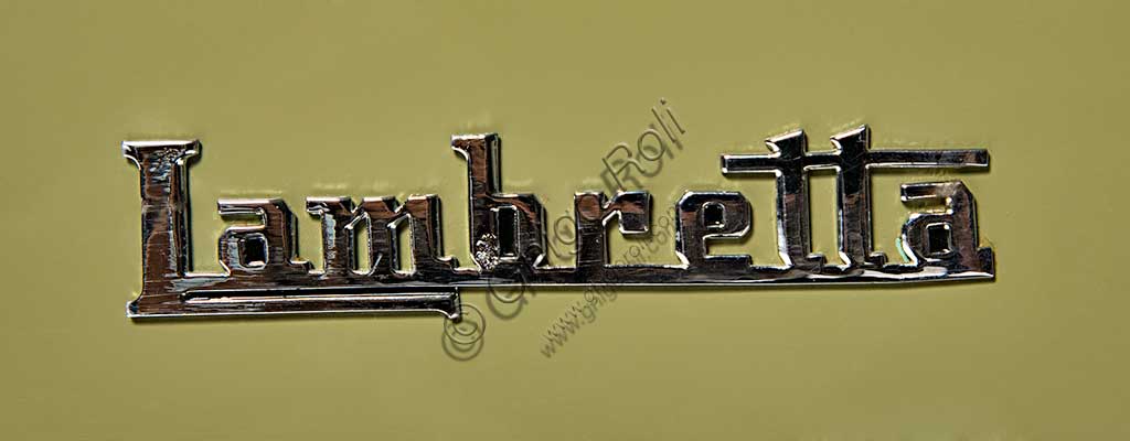 Foto Lambretta 125 m (A) modello 1947 restaurata - dettagli meccanici e design scooter vintage Innocenti