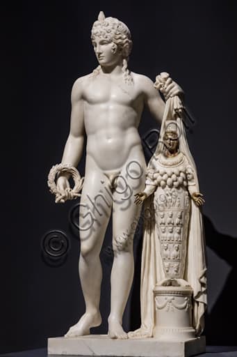 Scultura in marmo di Artemide Efesia di Leopold Kiesling, dettaglio neoclassico con inserti in bronzo