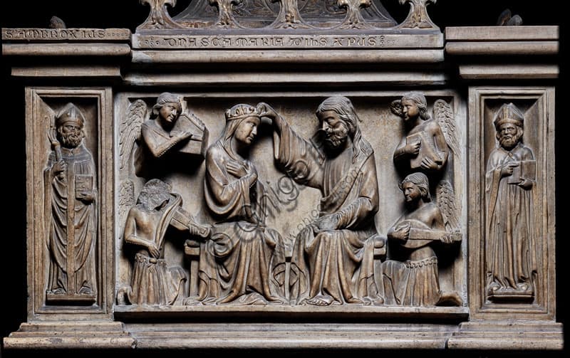 Dettaglio dell'arca con Incoronazione della Vergine del Monumento funebre di Bernabò Visconti, Castello Sforzesco Milano
