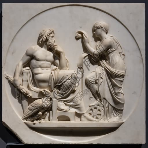 Scultura in marmo di Bertel Thorvaldsen: Nemesi recita a Giove le vicende umane