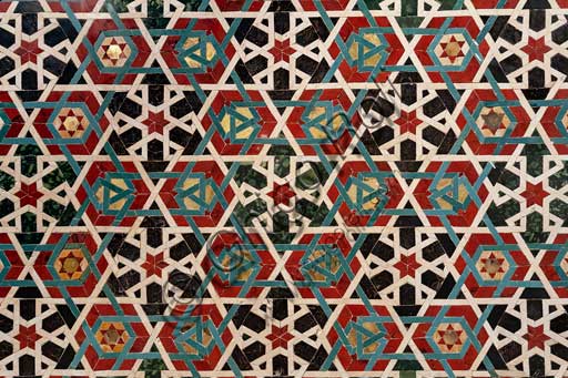 Dettaglio del pavimento a motivi geometrici nella Cappella Palatina del Palazzo dei Normanni a Palermo
