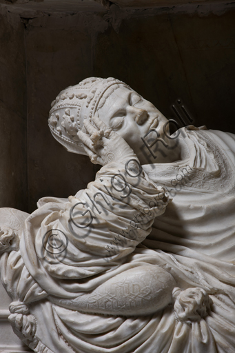 Particolare della scultura in bronzo Giuliano Cybo morente di Guglielmo Della Porta, Cappella Cybo, Duomo di Genova