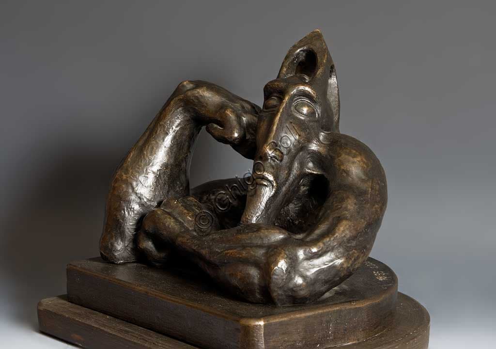 Scultura in bronzo L'Arabo antico di Mac Mazzieri, Collezione Assicoop Unipol Modena