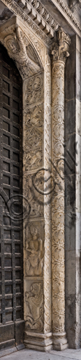 Dettaglio scultoreo dello stipite destro, portale San Giovanni Battista, Duomo di Genova, opera antelamica e campionese