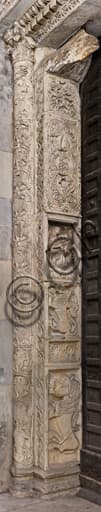 Stipite sinistro portale San Giovanni Battista, Duomo di Genova, scultura romanica Antelamica
