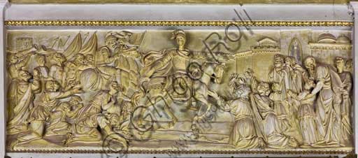 Decorazione a stucco di scuola veneziana sopra una porta nella Sala Gialla del Palazzo dei Normanni a Palermo, dettaglio del soffitto a cassettoni.