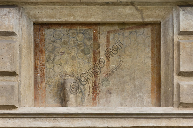 Mantua, Palazzo Te (Gonzaga's Summer residence), Cortile d'Onore (the Courtyard of Honour): detail of a tromp l'oeil fresco on the Northern side which represents a fake window.