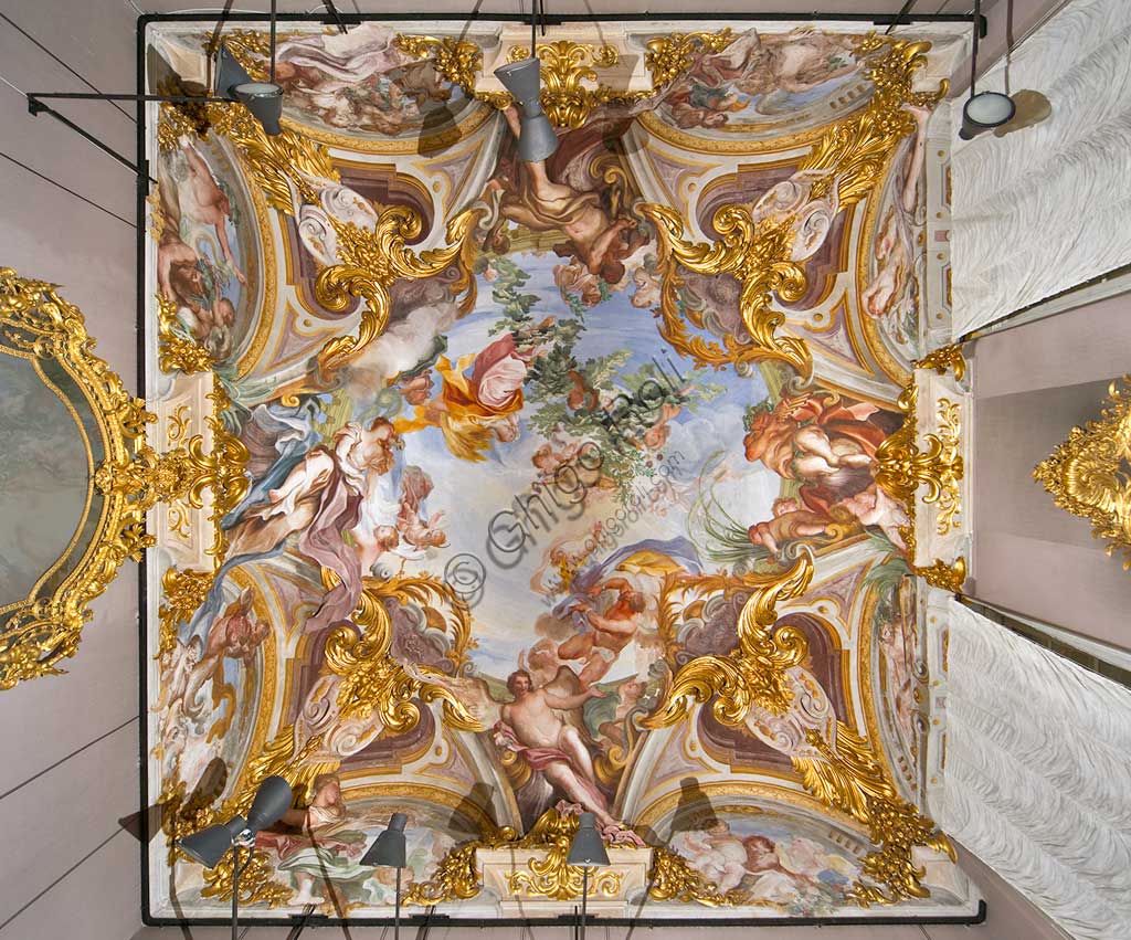 Palazzo Rosso, sala dell' Estate, volta:  "Allegoria dell' 'Estate", affresco di Gregorio De Ferrari e Antonio Maria Haffner.