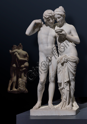 "Amore e Psiche", 1861, di Bertel Thorvaldsen (1770 - 1844), eseguito da Georg Christian Freund, marmo di Carrara. 