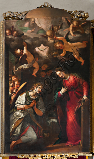 Genova, Duomo (Cattedrale di S. Lorenzo), interno, navata settentrionale:  "Annunciazione", di G.B. Paggi, 1602-1604.