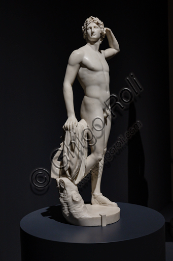  "Apollo crowning Himself", 1781-2, by Antonio Canova (1757 - 1822), marble statue.