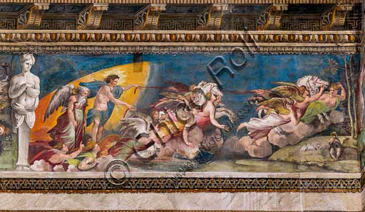 Roma, Villa Farnesina, Sala delle Prospettive: fregio superiore con scene mitologiche ispirate alle Metamorfosi di Ovidio.  Particolare con Apollo - Helios che conduce il Carro del Sole.  Affreschi di Baldassarre Peruzzi e bottega (1517-18).  