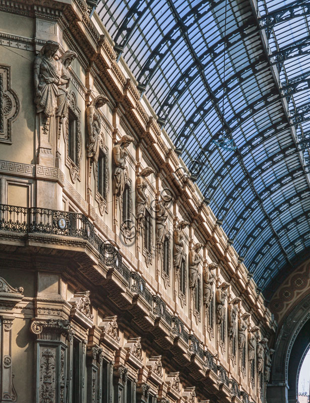  Vittorio Emanuele II Gallery, open in 1867. Detail of the architecture.