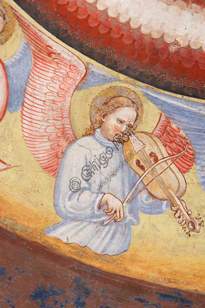Rocca di Vignola, Cappella Contrari, parete   orientale: "Ascensione di Cristo". Affresco del Maestro di Vignola, anni Venti del Quattrocento.Particolare con angelo musicante che suona un violino.