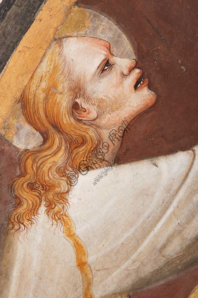 Rocca di Vignola, Cappella Contrari, parete   orientale: "Ascensione di Cristo". Affresco del Maestro di Vignola, anni Venti del Quattrocento. Particolare con santo.