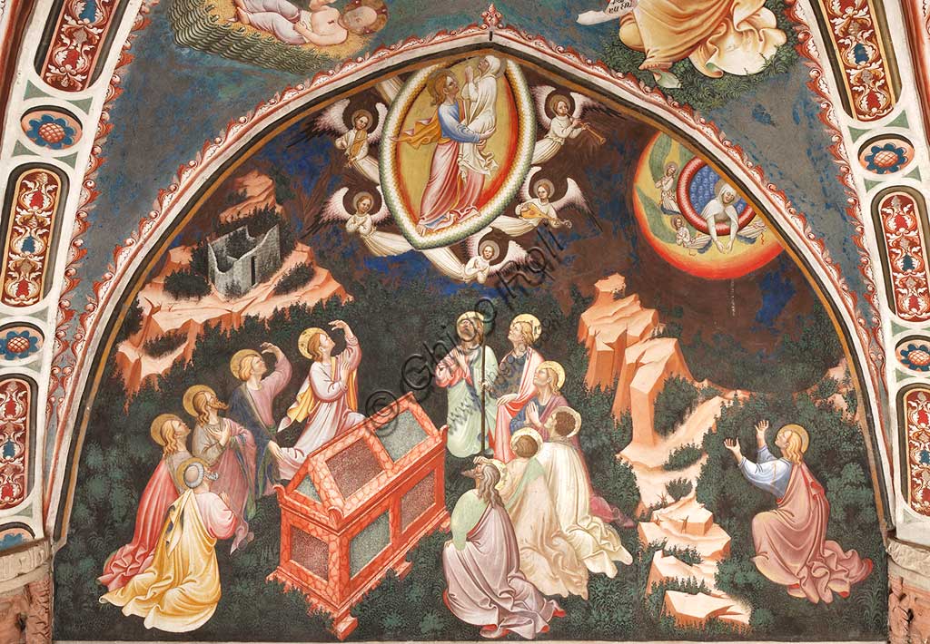Vignola Stronghold, the Contrari Chapel, Southern wall: "Assumption of the Virgin" (Jesus carries the Virgin Mary to the sky) and "the Virgin Mary dropping the girdle or Holy Belt to St. Thomas ", fresco by the Master of Vignola, about 1420.