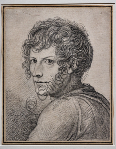 "Autoritratto", 1810, di Bertel Thorvaldsen (1770 - 1844), gesso nero su carta.