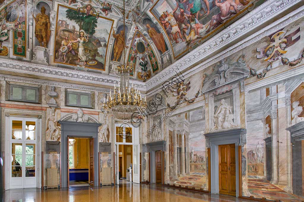 Genoa, Villa Pallavicino delle Peschiere:  the hall. Frescoes by Giovanni Battista Castello, known as "il Bergamasco", about 1560.