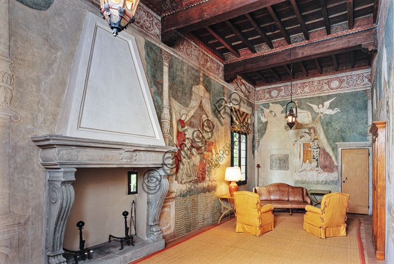 Bicocca degli Arcimboldi: salotto degli affreschi con il ciclo delle “Occupazioni e svaghi delle dame di corte” (XV secolo).