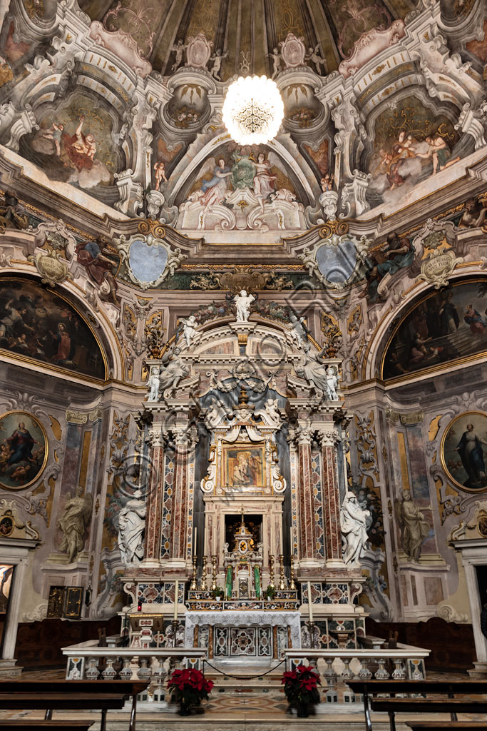 Brescia, the Church of St. Maria della Carità, built in 1640 in Baroque style, the interior characterised by the octagonal shape: the major altar.